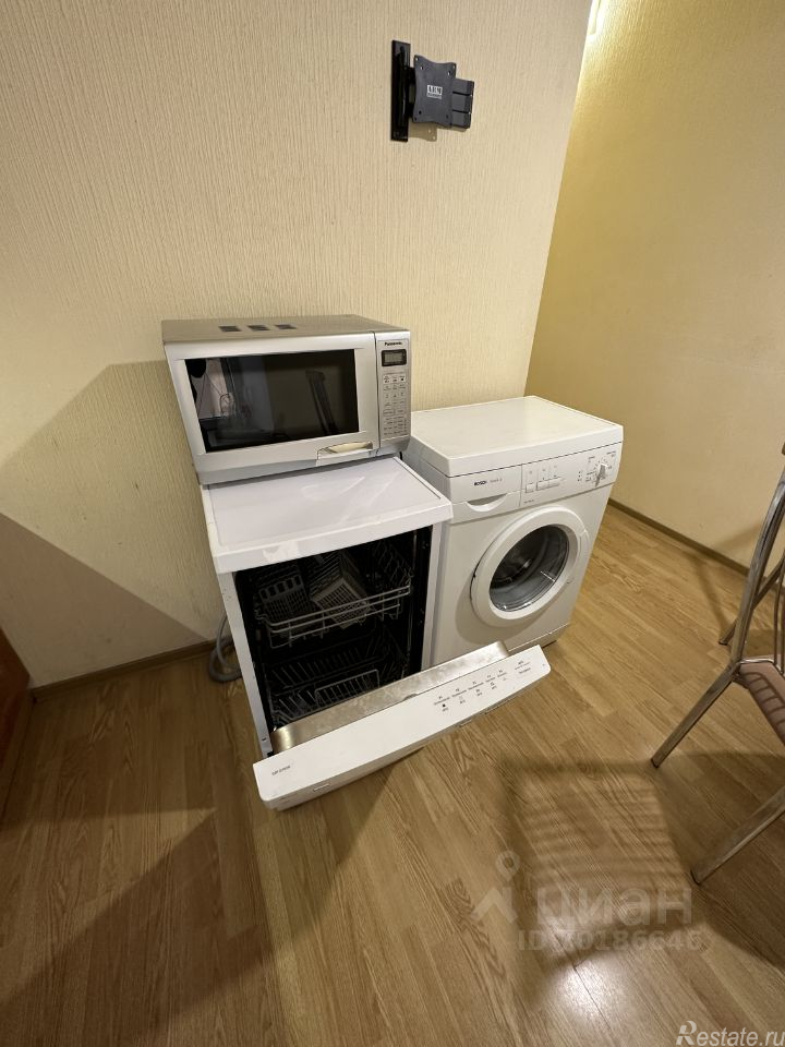 Аренда 2-комн квартиры на вторичном рынке Мончегорская улица,  д. 11