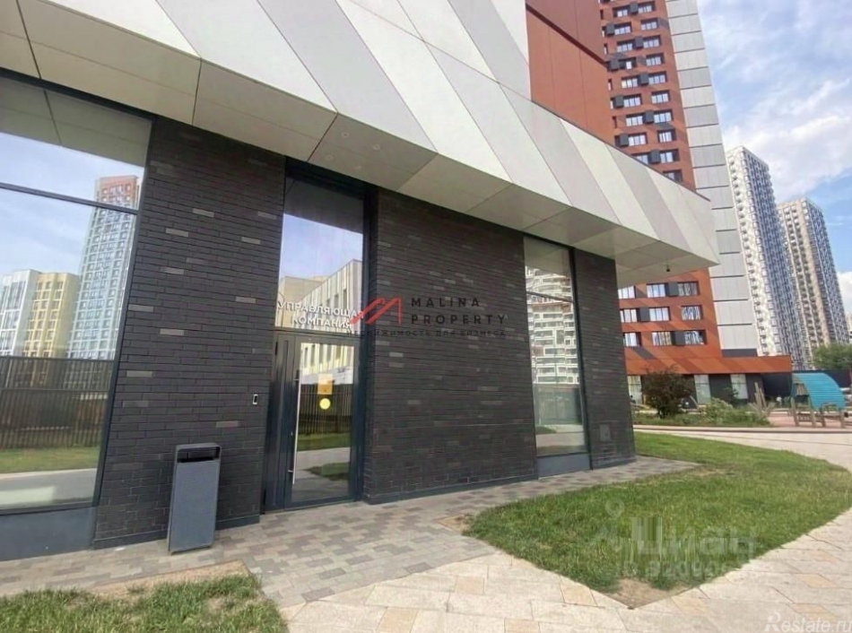 Продажа торгового помещения Тюменский проезд