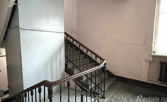 Продажа 2-комн квартиры на вторичном рынке улица Решетникова,  д. 9