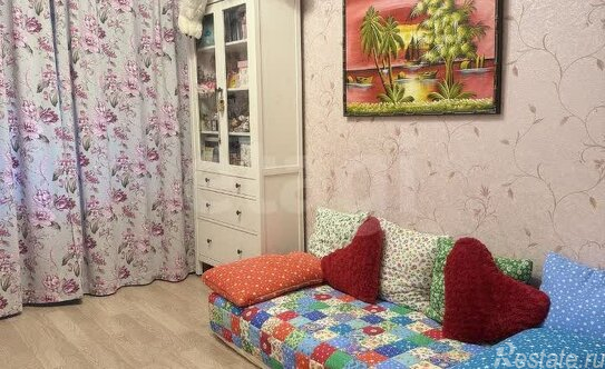 Продажа 3-комн квартиры на вторичном рынке шоссе Революции,  д. 33 к1