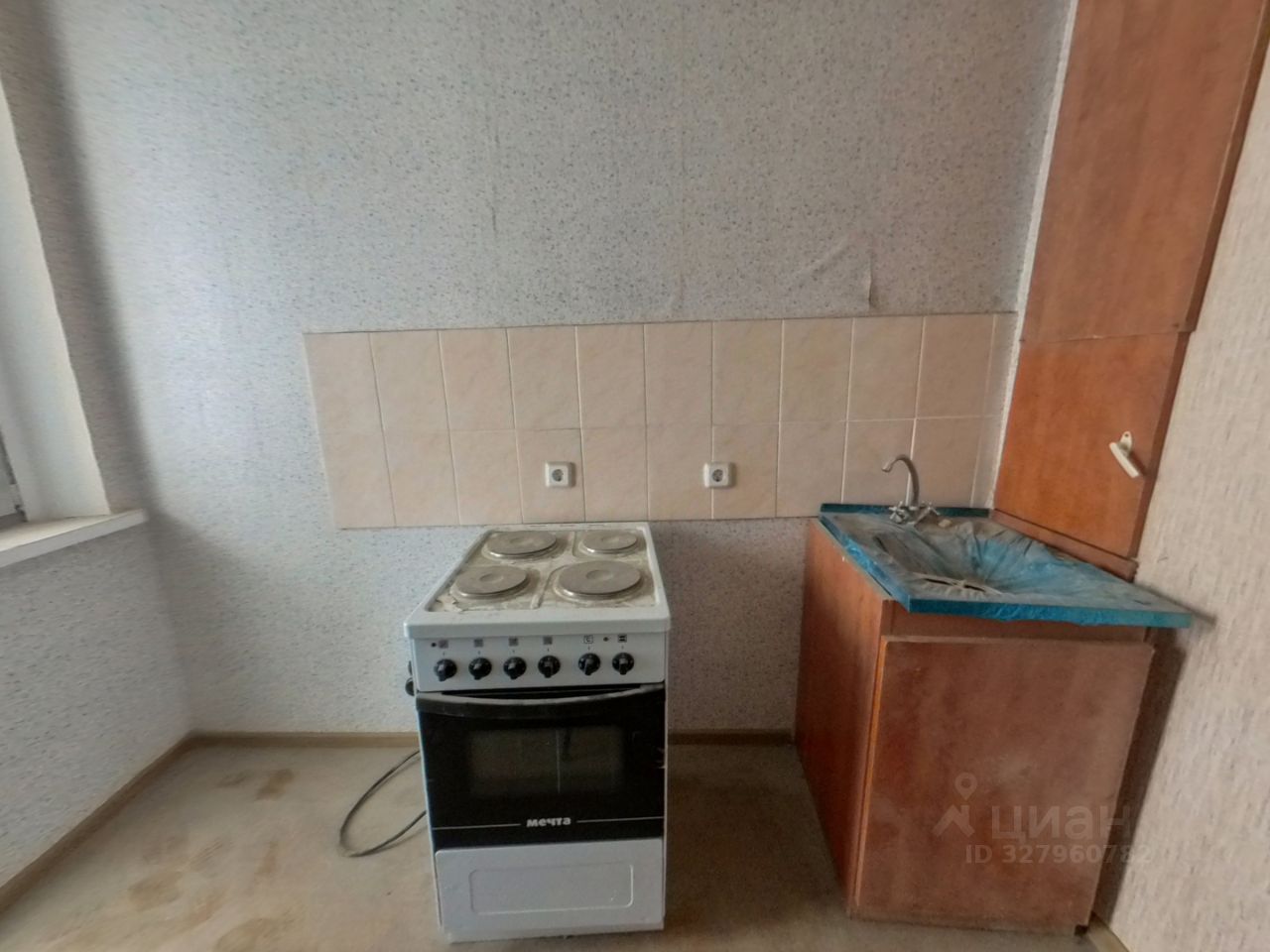 Продажа 3-комн квартиры на вторичном рынке Рождественская улица, 31
