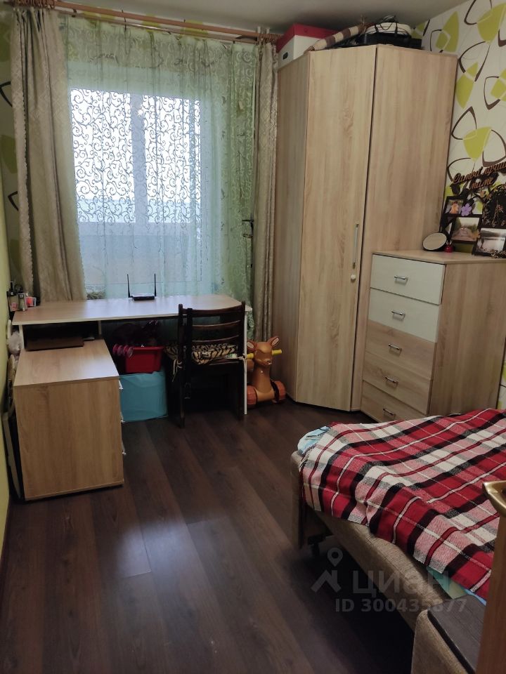 Продажа 3-комн квартиры на вторичном рынке д. Малое Карлино, 24