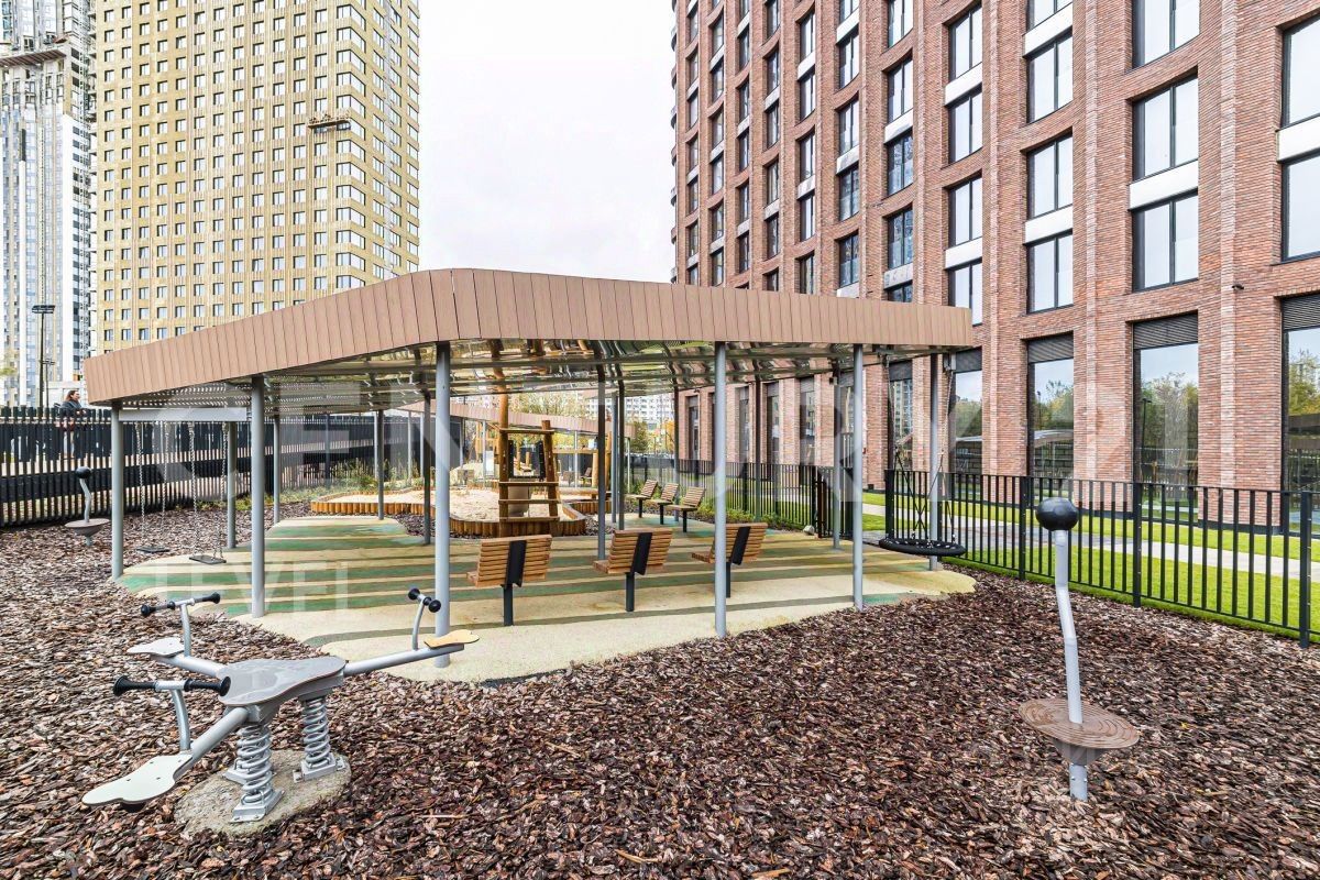 Продажа 2-комн квартиры на вторичном рынке Озерная улица, 1к2/6