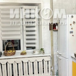 Продажа 1-комн квартиры на вторичном рынке ул Поликарпова,  д. 11