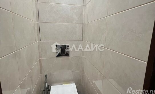 Продажа 3-комн квартиры на вторичном рынке ул Генерала Тюленева,  д. 7,  к. 2