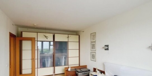 2-комн квартира Осенняя улица,  д. 16