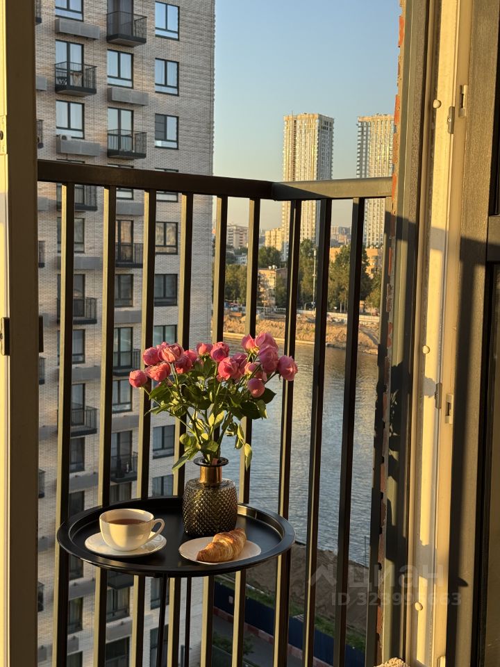 Продажа 2-комн квартиры на вторичном рынке Большая Филевская улица, 3к3