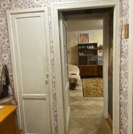 Продажа 2-комн квартиры на вторичном рынке улица Маринеско,  д. 10