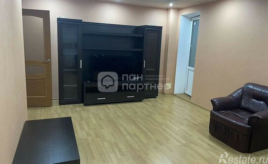 Продажа 2-комн квартиры на вторичном рынке Гаккелевская улица,  д. 33 к1