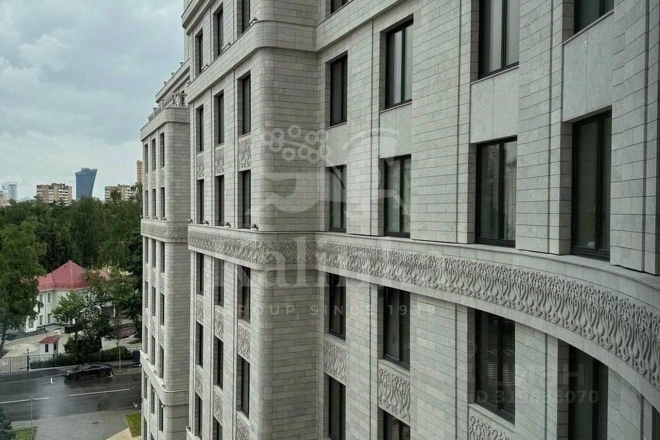 Продажа 3-комн квартиры на вторичном рынке улица Врубеля, 4к1