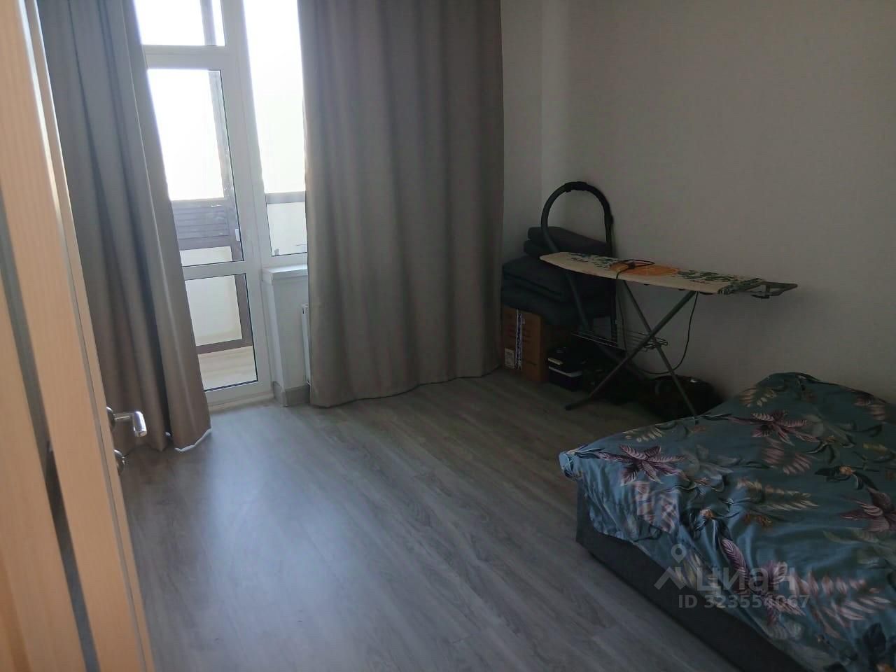 Продажа 3-комн квартиры на вторичном рынке пос. Шушары, Школьная улица, 15