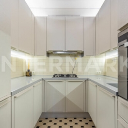 Продажа 2-комн квартиры на вторичном рынке ул Арбат,  д. 38/1,  к. 2