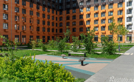 Продажа 2-комн квартиры на вторичном рынке Полярная ул,  д. 21