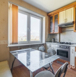 Аренда 3-комн квартиры на вторичном рынке ул Ивана Фомина,  д. 13,  к. 1