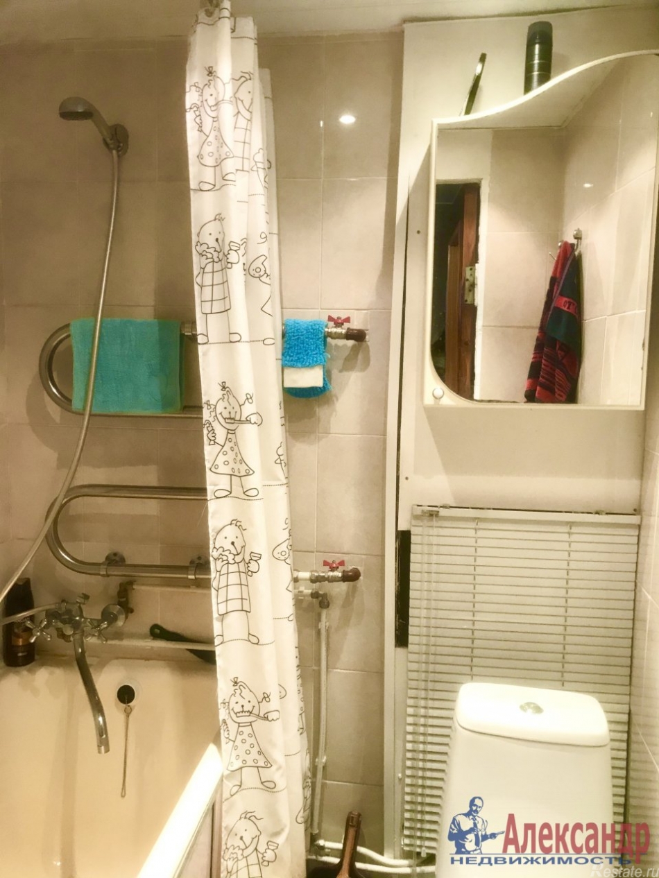 Продажа 3-комн квартиры на вторичном рынке Трамвайный просп.,  д. 9,  к. 1