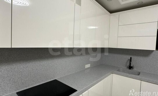 Продажа 3-комн квартиры на вторичном рынке Кременчугская улица,  д. 19 к2