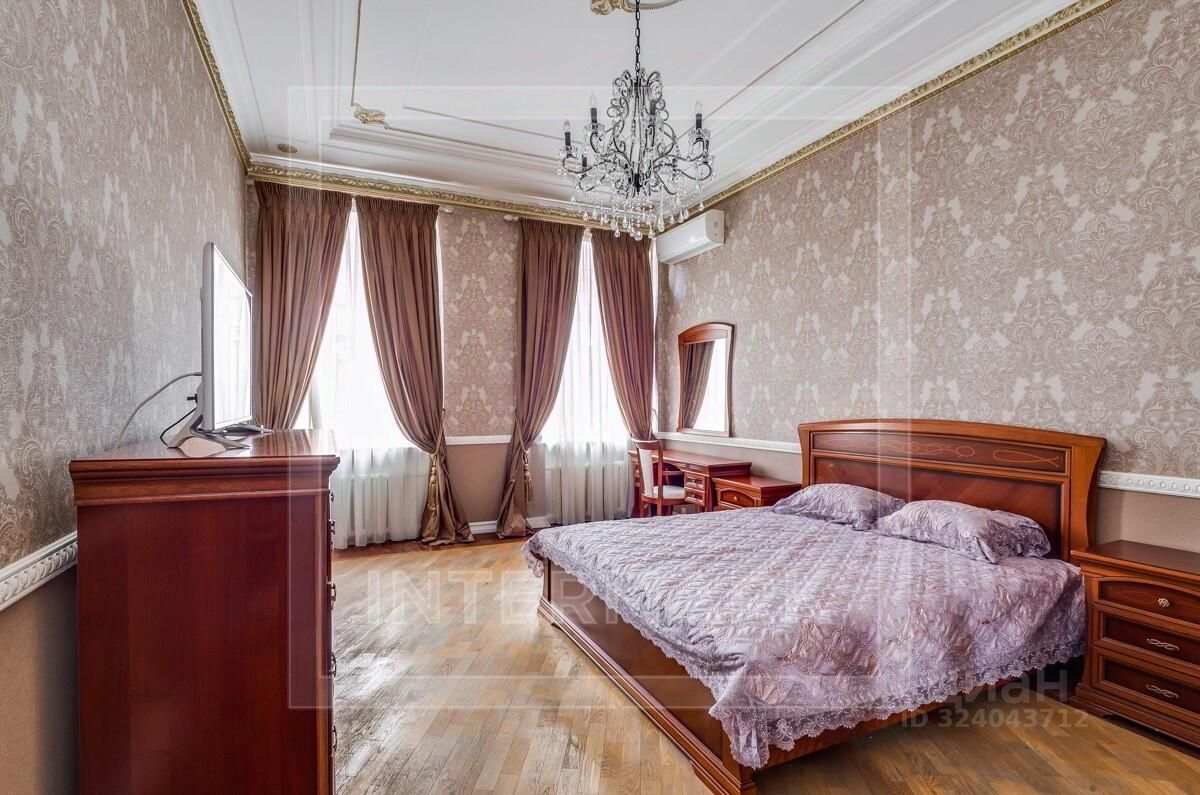 Аренда 2-комн квартиры на вторичном рынке Старосадский переулок, 6/12С1