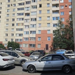 Продажа 2-комн квартиры на вторичном рынке ул Ярослава Гашека,  д. 24,  к. 1