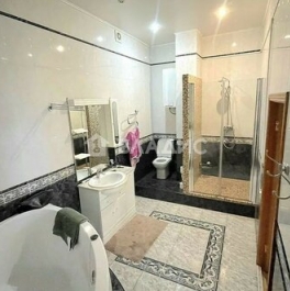 Продажа 5-комн квартиры на вторичном рынке Сверчков переулок