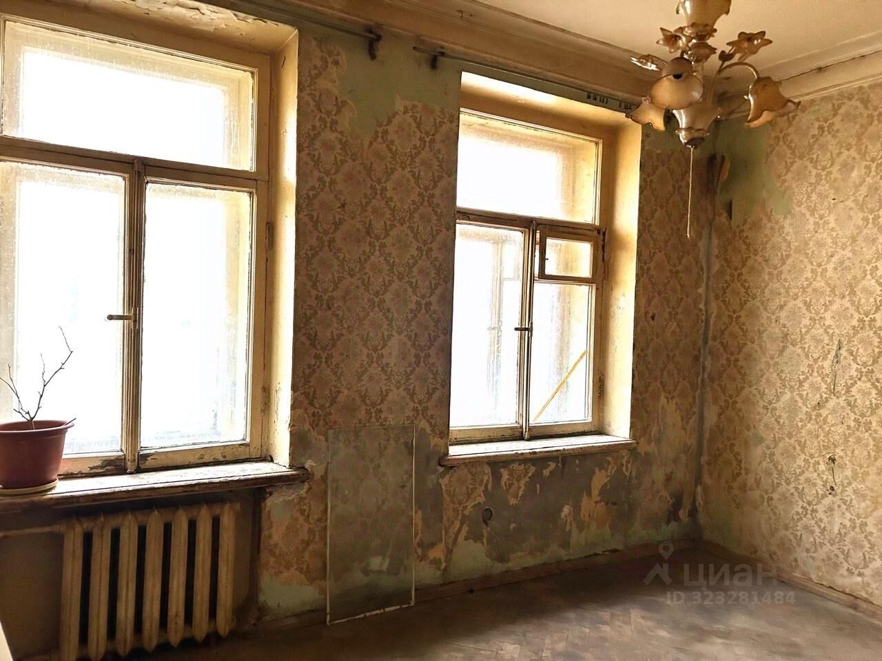 Продажа комнаты 4-я Васильевского острова линия, 39