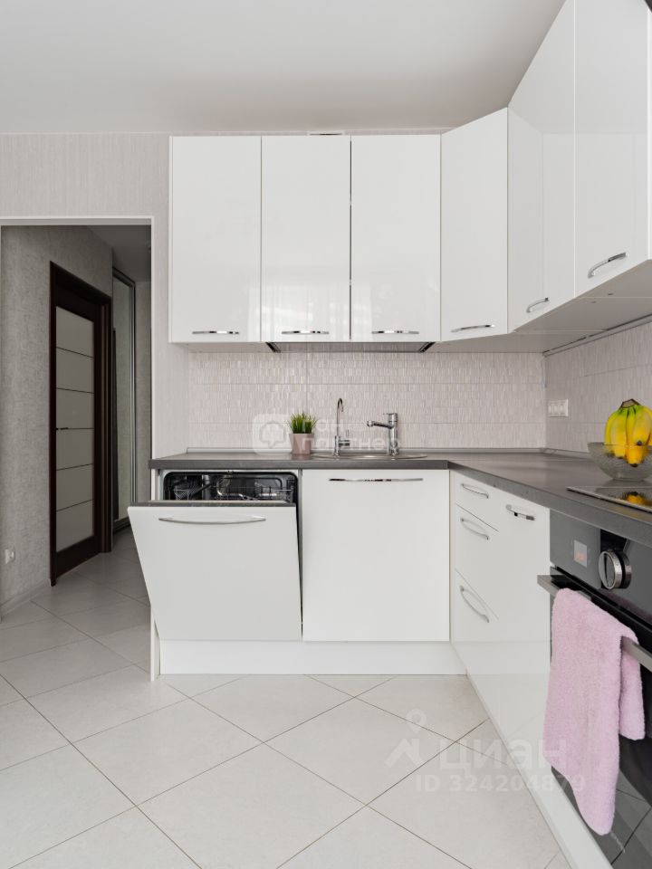 Продажа 1-комн квартиры на вторичном рынке улица Маршала Тухачевского, 25