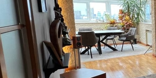 4-комн квартира бульвар Генерала Карбышева, 18