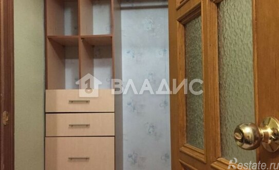 Продажа 1-комн квартиры на вторичном рынке ул Гурьянова,  д. 4,  к. 1