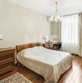 Продажа 3-комн квартиры на вторичном рынке улица Чаплыгина,  д. 16