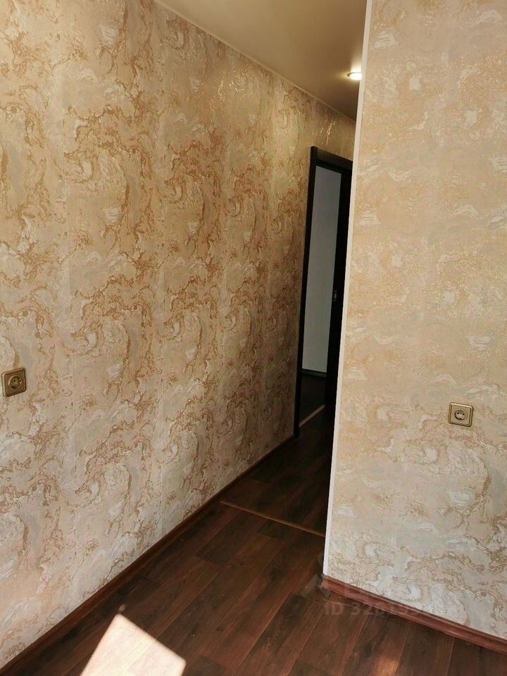 Продажа 1-комн квартиры на вторичном рынке Выборг г, Приморская ул,  д. 6