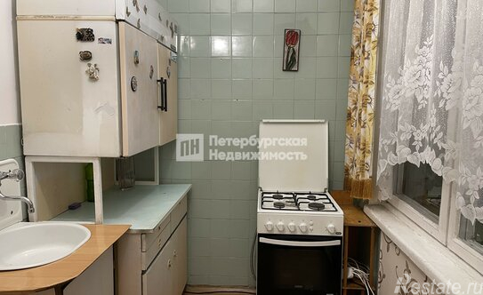Продажа 1-комн квартиры на вторичном рынке Искровский пр-кт,  д. 25