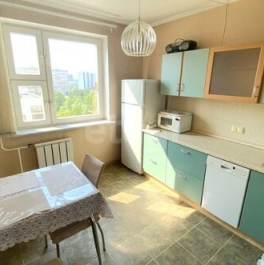 Продажа 2-комн квартиры на вторичном рынке ул Академика Анохина,  д. 13