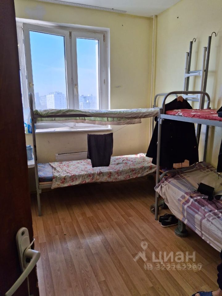 Продажа 4-комн квартиры на вторичном рынке Ярославское шоссе, 124