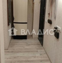 Продажа 2-комн квартиры на вторичном рынке улица Тёплый Стан,  д. 5 к1