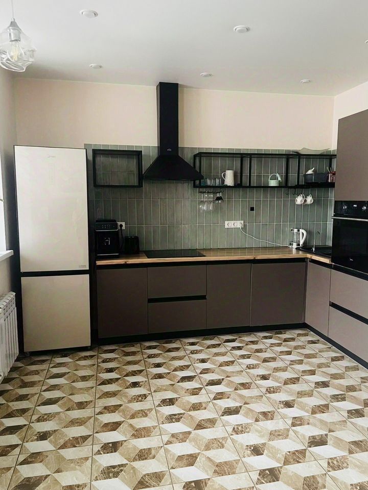 Продажа 2-комн квартиры на вторичном рынке Королев, улица Горького, 79к19