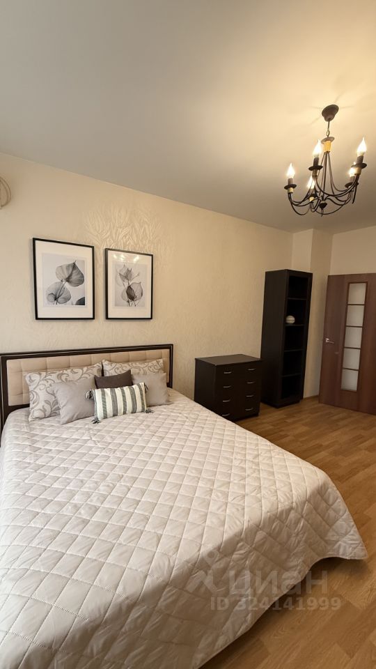 Аренда 1-комн квартиры на вторичном рынке Комендантский проспект, 53к4