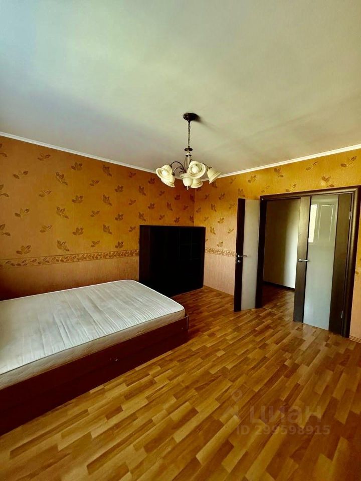 Аренда 3-комн квартиры на вторичном рынке Алтуфьевское шоссе, 13К2