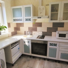 Продажа 2-комн квартиры на вторичном рынке Выборг г., Октябрьская ул. ,  д. 58