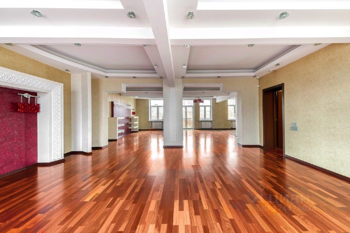 Продажа 6-комн квартиры на вторичном рынке улица Короленко, 2/23К4