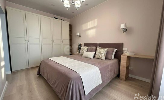 Продажа 1-комн квартиры на вторичном рынке Героев пр-кт,  д. 32,  к. 1