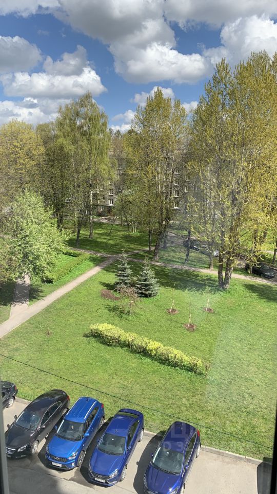 Аренда 2-комн квартиры на вторичном рынке Среднеохтинский проспект, 57