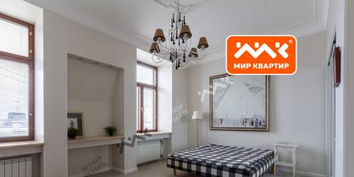 4-комн квартира Малая Конюшенная ул,  д. 5