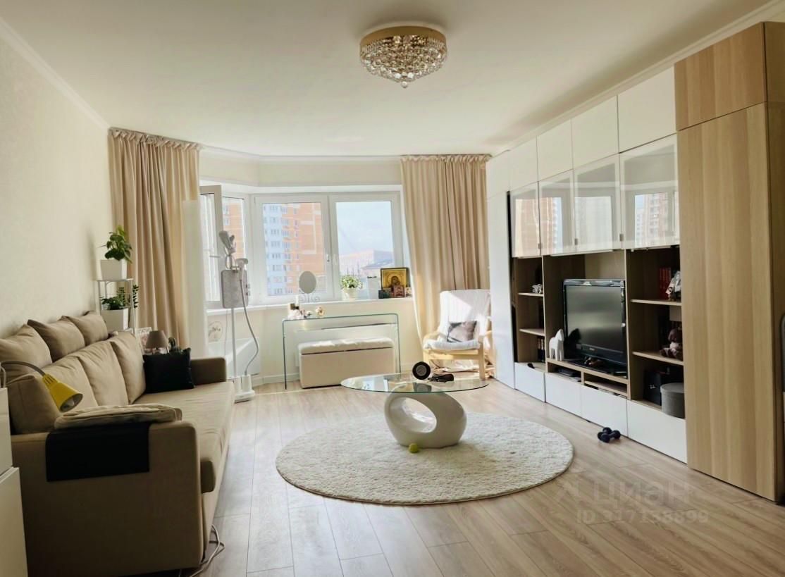 Продажа 2-комн квартиры на вторичном рынке улица Полины Осипенко, 8к2