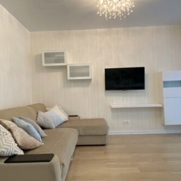 Продажа 2-комн квартиры на вторичном рынке Новый Оккервиль, ул Ленинградская,  д. 9/8