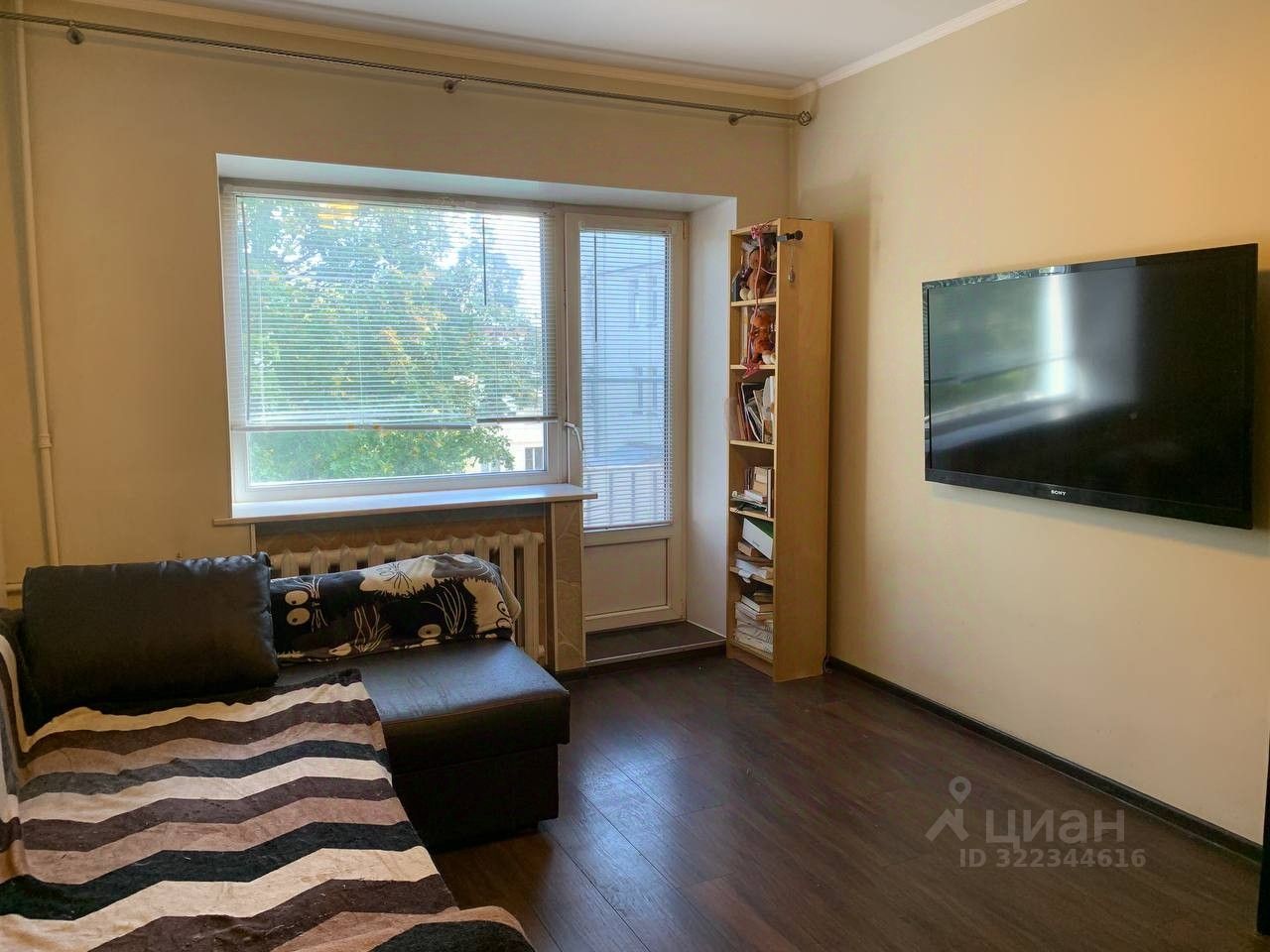 Продажа 1-комн квартиры на вторичном рынке проспект Непокоренных, 64