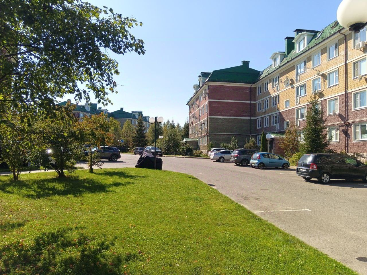 Продажа 1-комн квартиры на вторичном рынке Мечта кп, с. Озерецкое, бульвар Мечта, 10