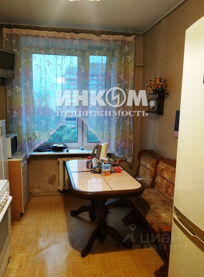 Продажа 3-комн квартиры на вторичном рынке проезд Загорского, 7К2