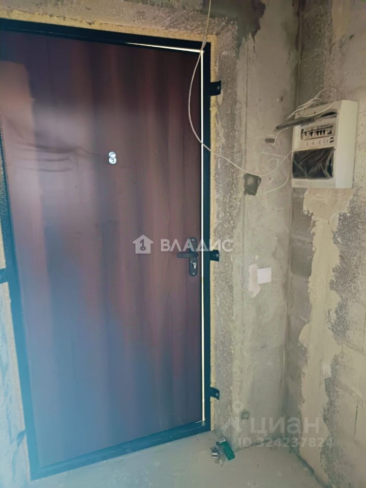 Продажа 1-комн квартиры на вторичном рынке пос. Янино-1, улица Заводская, 18к2