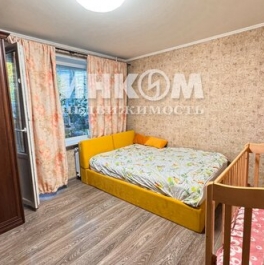 Продажа 2-комн квартиры на вторичном рынке улица Артюхиной,  д. 28