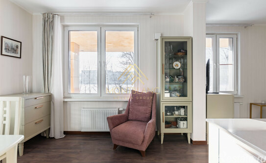 Продажа 2-комн квартиры на вторичном рынке Петровский пр-кт,  д. 24 к3