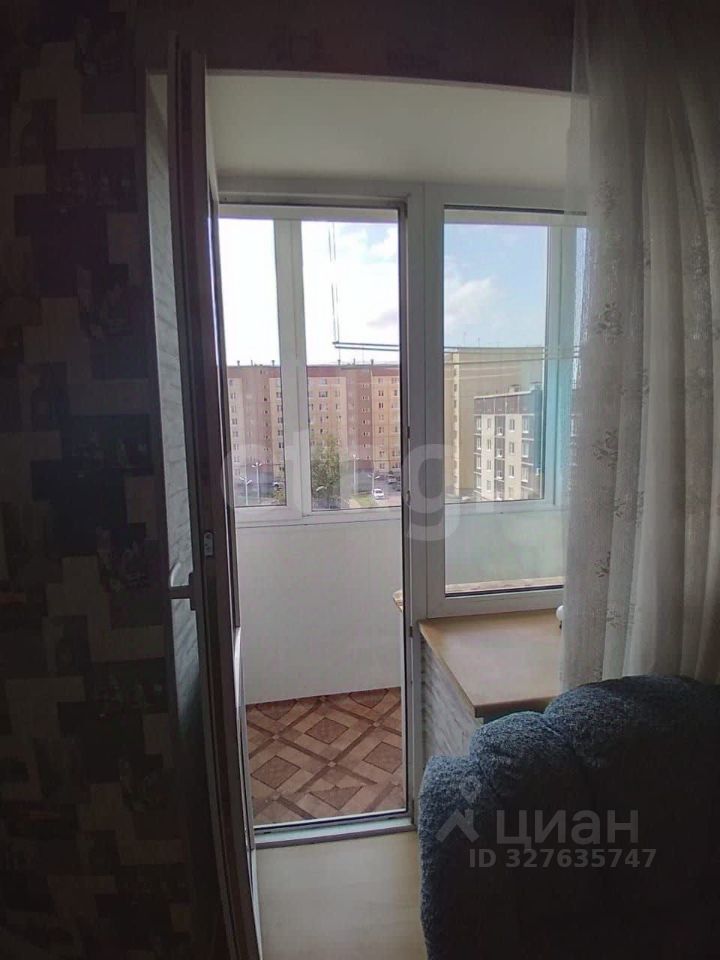 Продажа 3-комн квартиры на вторичном рынке Гатчина, бульвар Авиаторов, 3к1